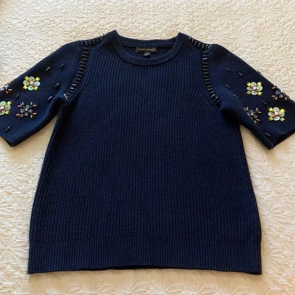 Gorgeous navy cotton blend short sleeved sweater with bling on & around sleeves - Picture 6 of 10